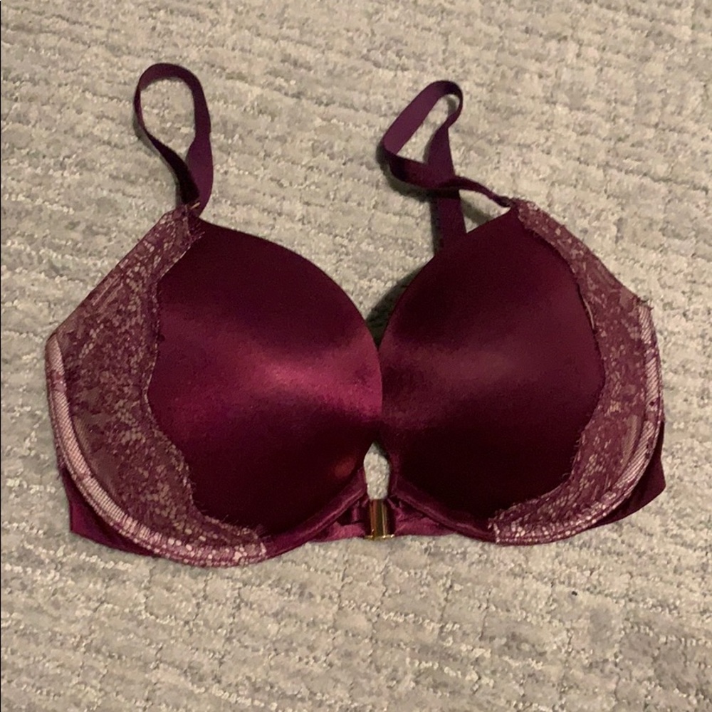 Front clasp purple bra VS